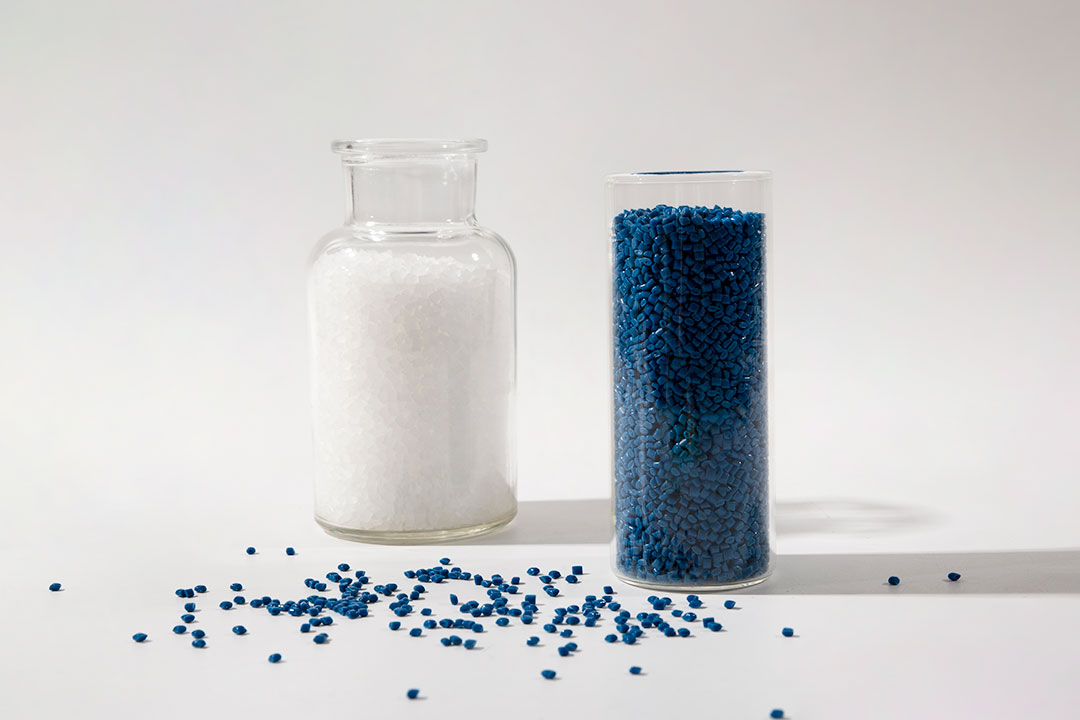 由ETFE顆粒擠壓成型的膜產(chǎn)品有什么特點(diǎn)呢？